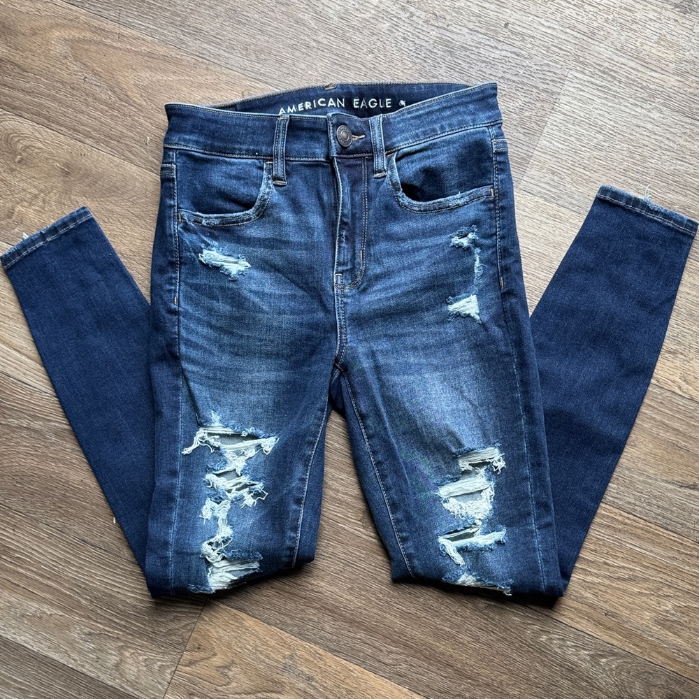 American Eagle Outfitters Women's Distressed Blue Skinny Jeans